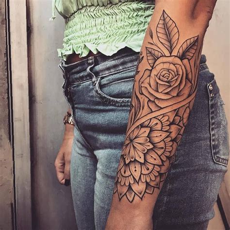 arm woman tattoo